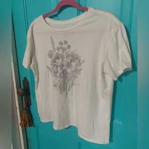 Fifth Sun White Flower T-shirt